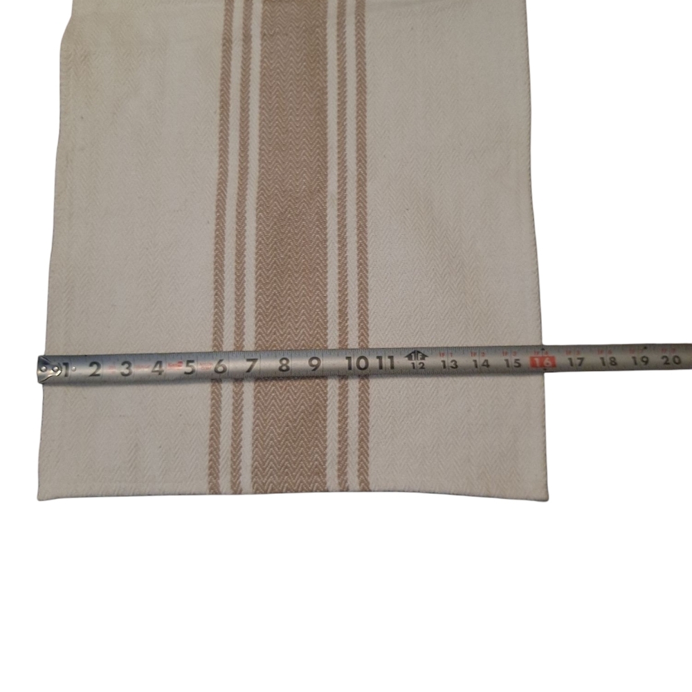 Nicole Miller Taupe Beige Grain Sack Table Runner EUC - Picture 7 of 7